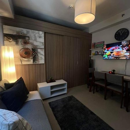 Shore 2 Residences High Speed Internet Walking Distance To Moa And Ikea Manila Eksteriør bilde